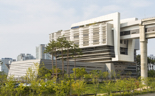 세종시 우정사업본부 청사 전경. 우정사업본부 제공